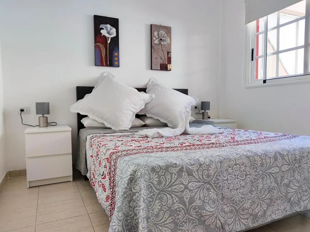 Daire Los Cristianos - Heated Swimming Pool Air-Conditioned İspanya