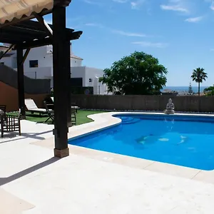 https://villa-camelia-benalmdena.1costadelsol.com
