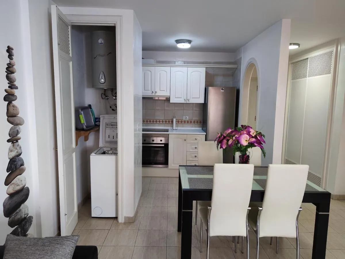 Los Cristianos - Heated Swimming Pool Air-Conditioned